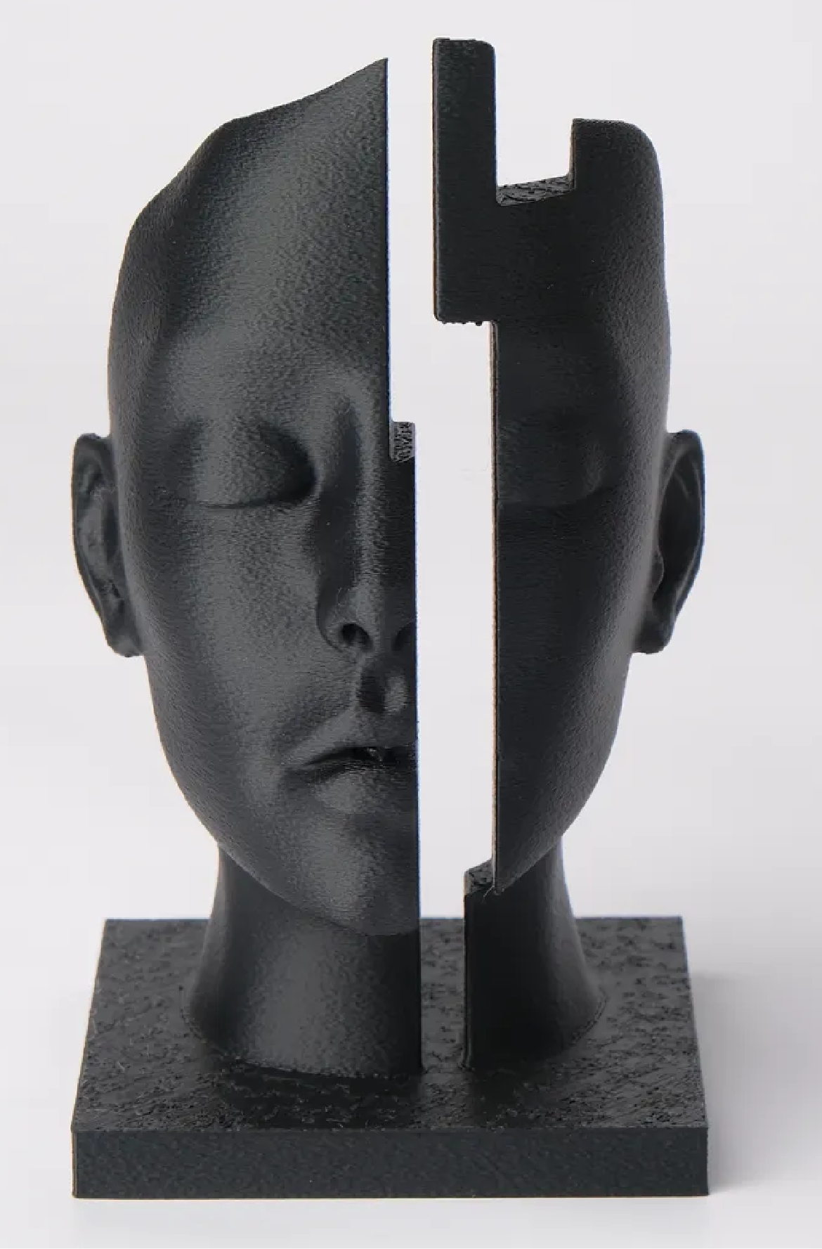 Moderne Skulptur „Zweiteiliger Kopf“ – Minimalistische Deko