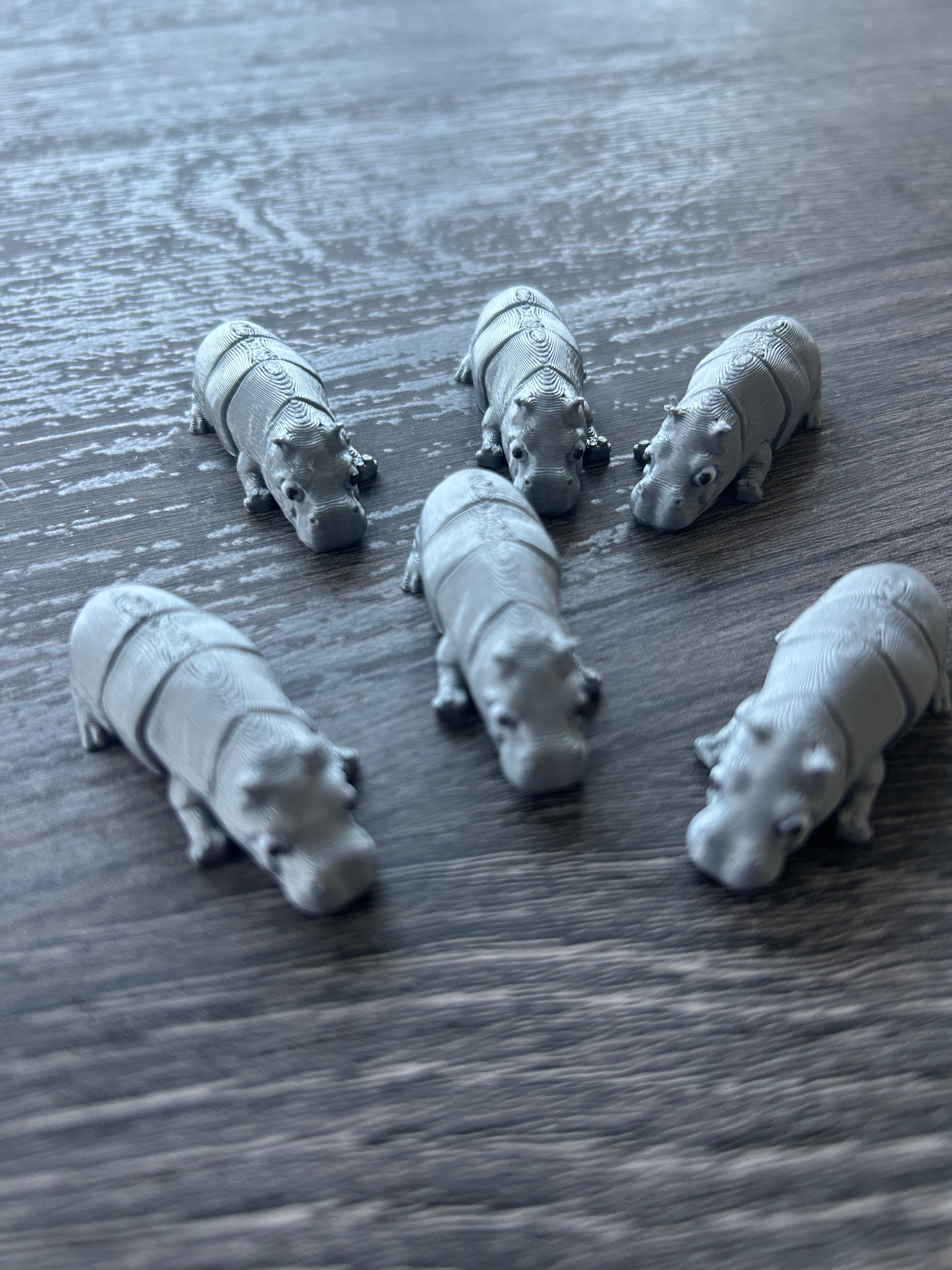 🦛 Anti-Stress-Nilpferd – Bewegliches Gadget für ruhige Hände