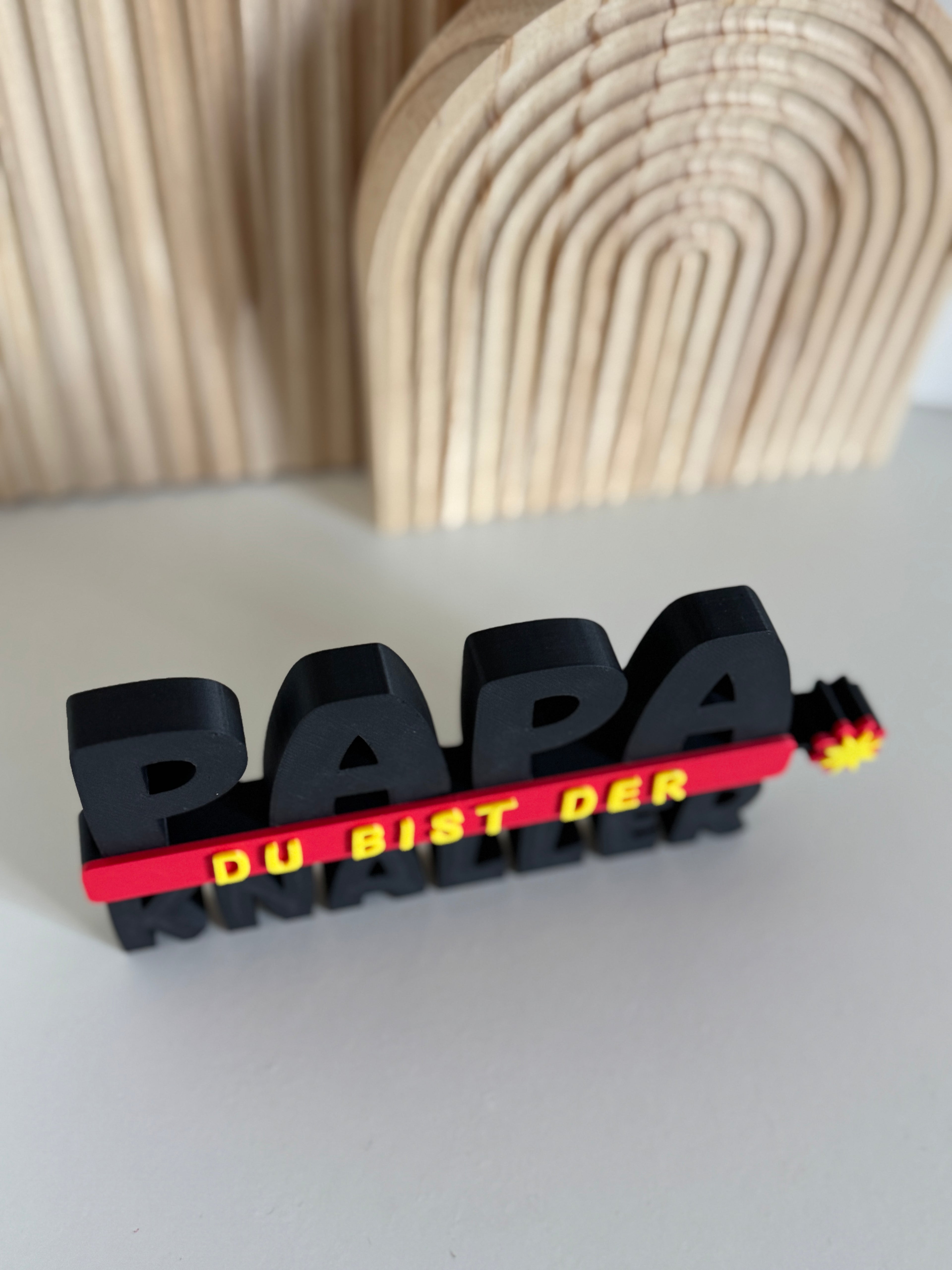 Schriftzug „Papa, du bist der Knaller“ – Geschenk für Papa | Deko für Vatertag & Geburtstag