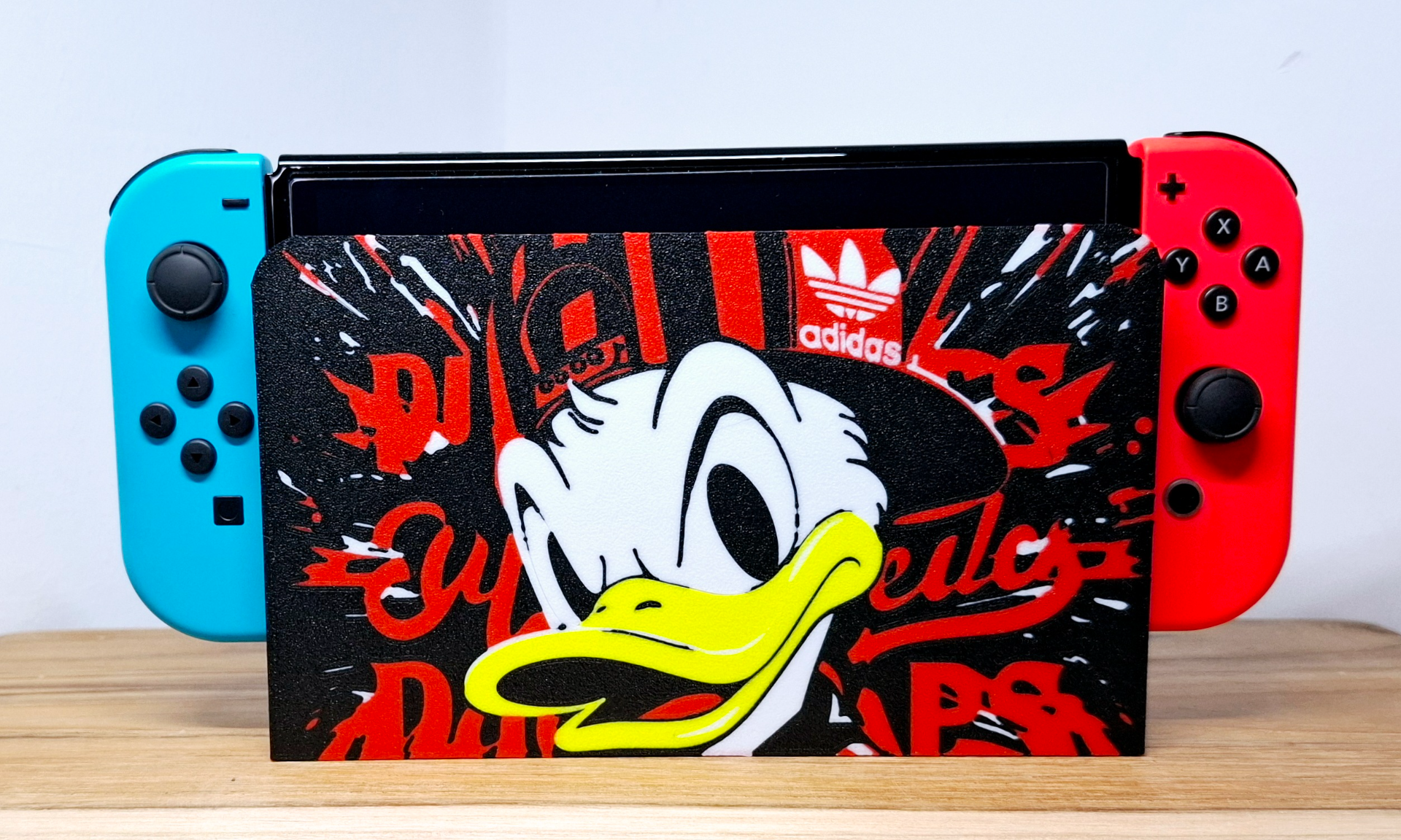Donald Duck Dock Hülle für Nintendo Switch & OLED