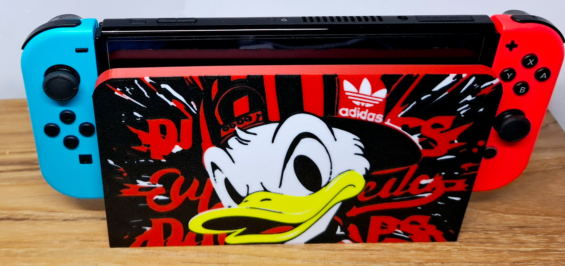 Donald Duck Dock Hülle für Nintendo Switch & OLED