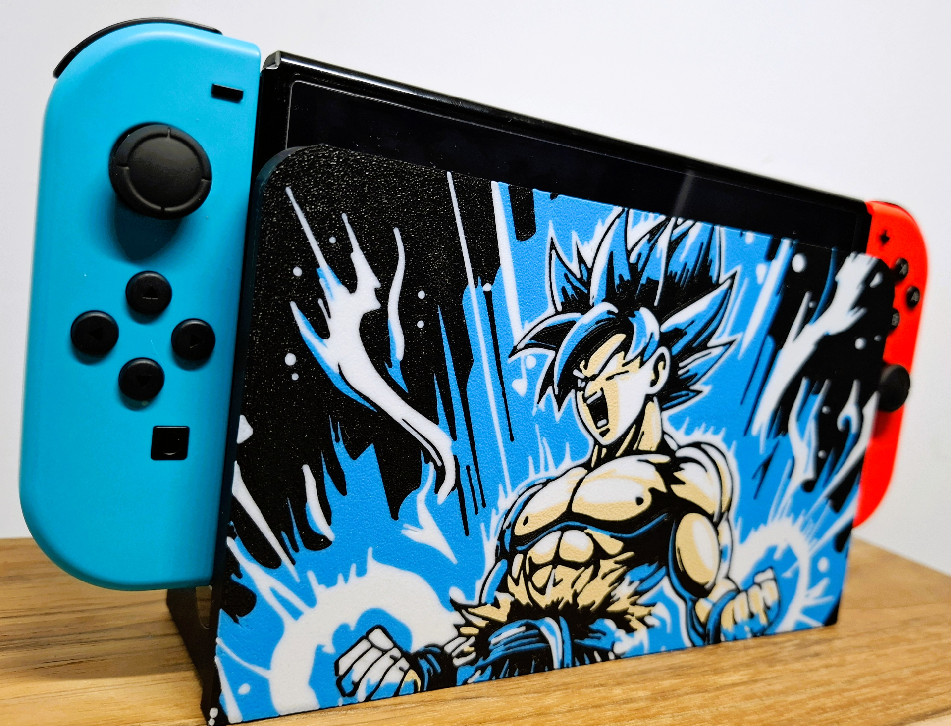 Dragon Ball Z Dock Hülle für Nintendo Switch & OLED