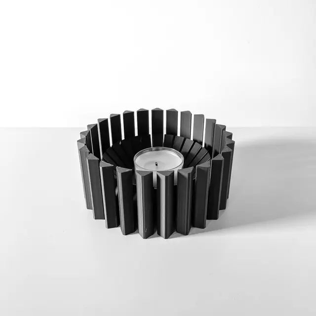 Moderner Teelichthalter Wood